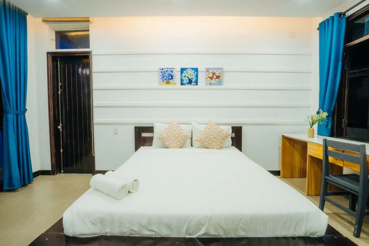 Hoi An Lotus Aroma Villa Hotel