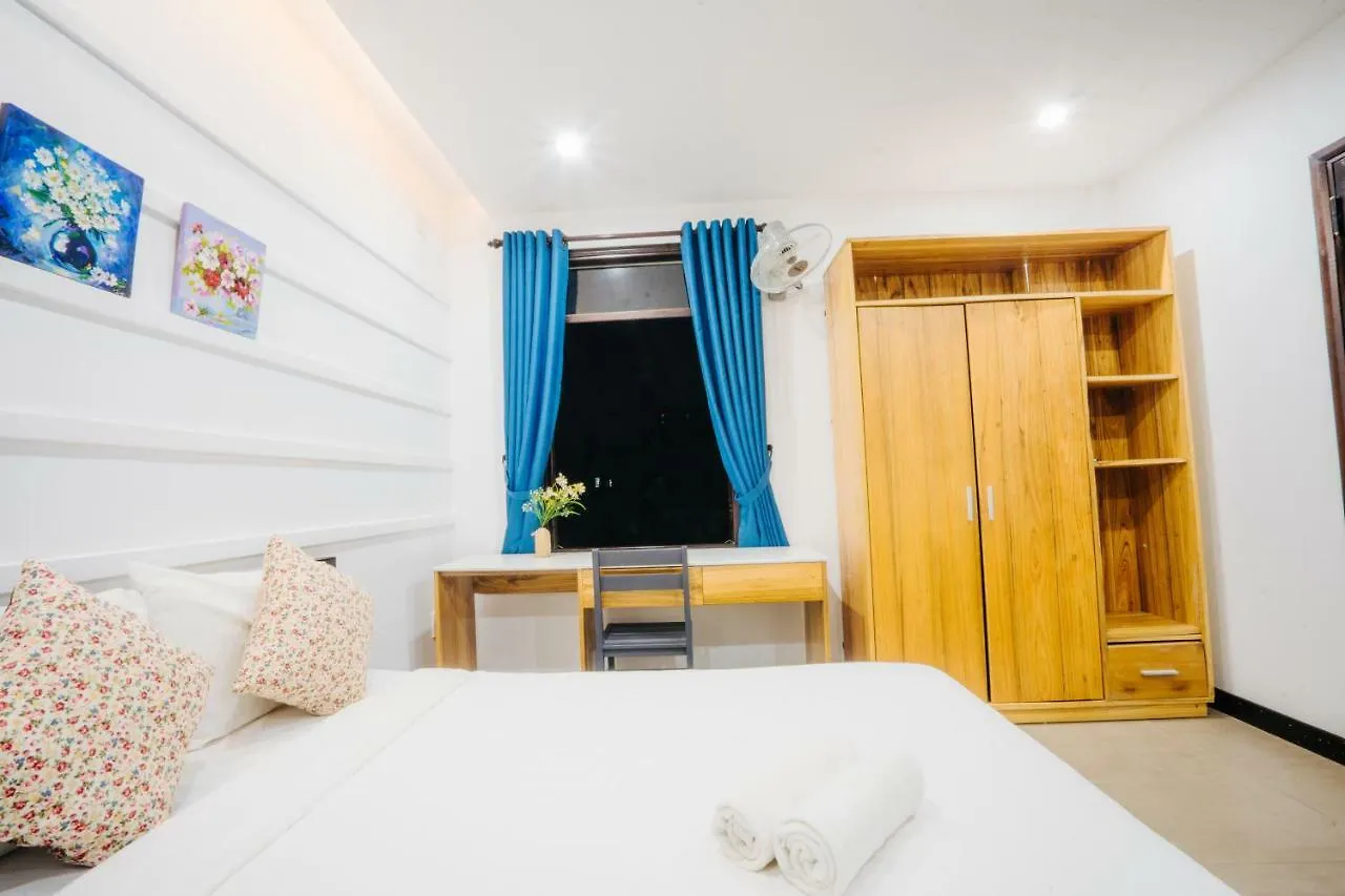 *** Hotel Hoi An Lotus Aroma Villa Vietnam